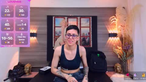Snapshot of eva_monwalker chatting on November 2025 07:02:02 PM Eva cute online show from November 2025 07:02:02 PM