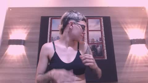 Snapshot of eva_monwalker chatting on January 2026 07:05:02 PM Eva cute online show from January 2026 07:05:02 PM