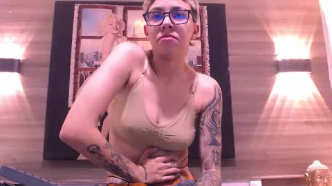 Snapshot of eva_monwalker chatting on January 2026 11:48:02 AM Eva cute online show from January 2026 11:48:02 AM