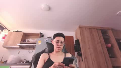 Snapshot of eva_monwalker chatting on March 2026 05:56:01 PM Eva cute online show from March 2026 05:56:01 PM