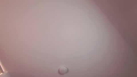 Snapshot of eva_monwalker chatting on May 2026 12:35:01 PM Eva cute online show from May 2026 12:35:01 PM