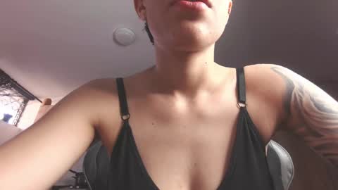 Snapshot of eva_monwalker chatting on June 2026 12:51:02 PM Eva cute online show from June 2026 12:51:02 PM