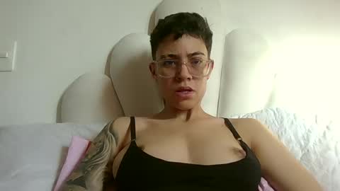 Eva cute online show from July 2026 12:55:01 PM