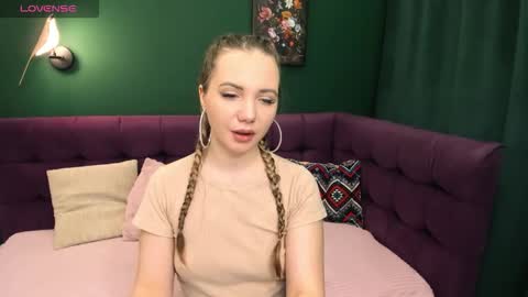Eva 3 online show from November 2025 01:49:02 AM