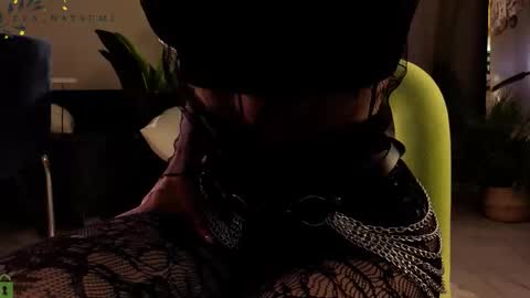 Snapshot of eva_natsumi chatting on November 2025 05:51:02 PM Eva online show from November 2025 05:51:02 PM