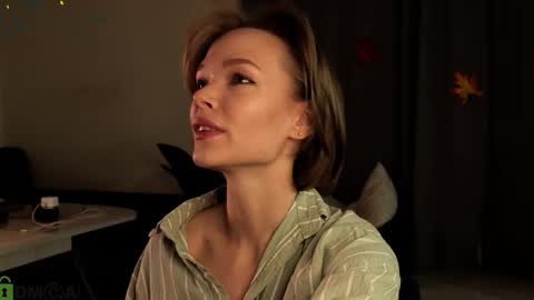 Snapshot of eva_natsumi chatting on November 2025 02:12:02 PM Eva online show from November 2025 02:12:02 PM