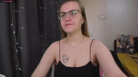 Snapshot of eva_orchid chatting on June 2026 09:47:02 AM Eva online show from June 2026 09:47:02 AM