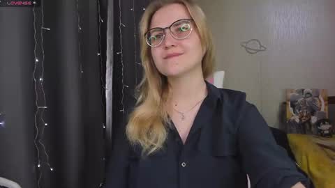 Snapshot of eva_orchid chatting on June 2026 03:27:01 PM Eva online show from June 2026 03:27:01 PM