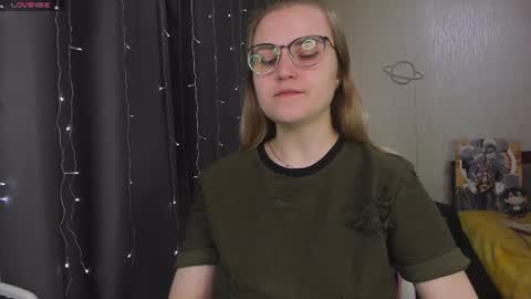 Snapshot of eva_orchid chatting on June 2026 11:37:02 AM Eva online show from June 2026 11:37:02 AM