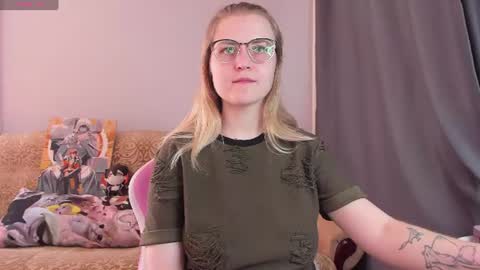 Snapshot of eva_orchid chatting on August 2026 01:27:01 PM Eva online show from August 2026 01:27:01 PM