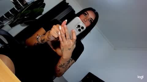 Snapshot of eva_penelope chatting on March 2026 02:14:02 AM EVA online show from March 2026 02:14:02 AM