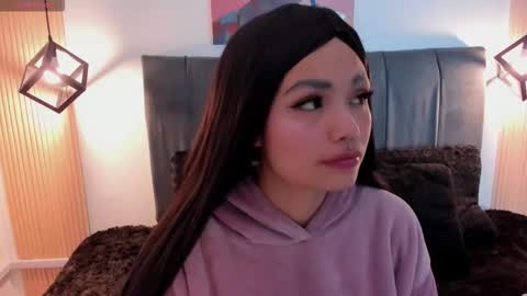 Eva   Emily online show from October 2025 11:49:02 AM