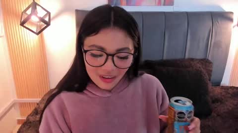 Eva   Emily online show from October 2025 11:53:02 AM