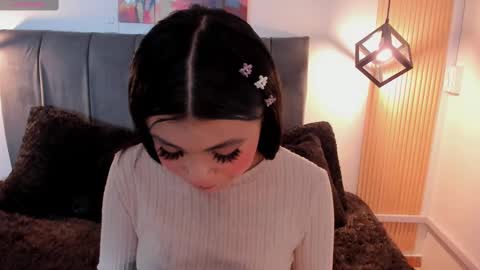 Eva   Emily online show from October 2025 01:33:02 PM