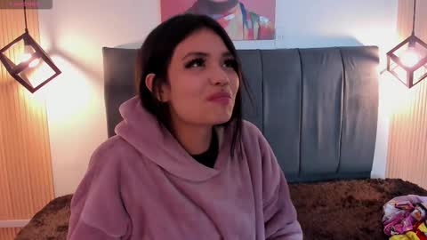 Eva   Emily online show from October 2025 11:46:02 AM