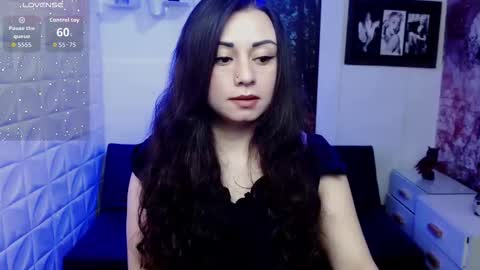 Eva online show from November 2025 02:39:02 PM