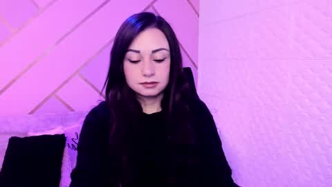 Eva online show from November 2025 01:59:02 PM