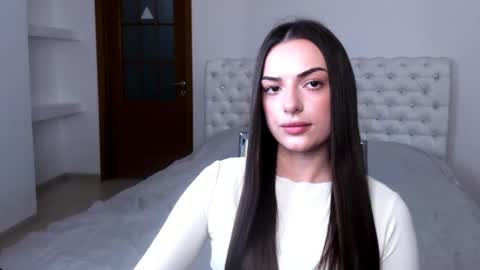 Snapshot of eva_rossee_ chatting on January 2025 01:27:01 PM Eva online show from January 2025 01:27:01 PM