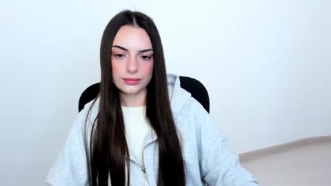 Snapshot of eva_rossee_ chatting on February 2025 04:11:01 PM Eva online show from February 2025 04:11:01 PM