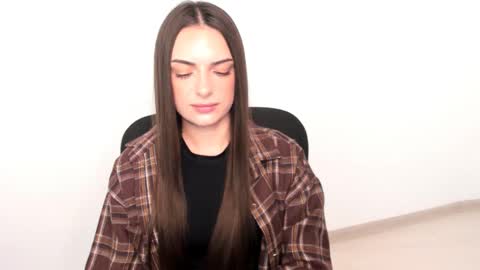 Snapshot of eva_rossee_ chatting on February 2025 02:32:02 PM Eva online show from February 2025 02:32:02 PM