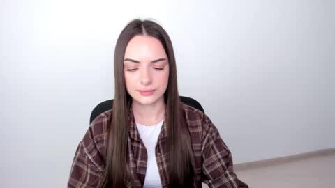 Snapshot of eva_rossee_ chatting on March 2025 09:18:01 AM Eva online show from March 2025 09:18:01 AM