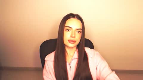 Snapshot of eva_rossee_ chatting on October 2025 04:37:01 PM Eva online show from October 2025 04:37:01 PM
