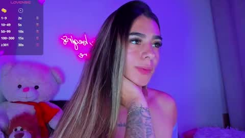 Snapshot of eva_shinee_ chatting on September 2025 11:38:01 PM Eva Shinee online show from September 2025 11:38:01 PM