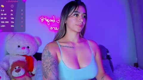 Snapshot of eva_shinee_ chatting on October 2025 10:56:02 AM Eva Shinee online show from October 2025 10:56:02 AM