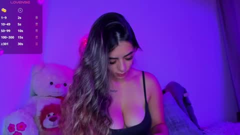 Snapshot of eva_shinee_ chatting on October 2025 11:52:02 AM Eva Shinee online show from October 2025 11:52:02 AM