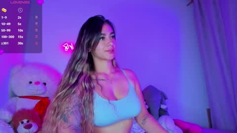 Snapshot of eva_shinee_ chatting on October 2025 11:25:01 AM Eva Shinee online show from October 2025 11:25:01 AM