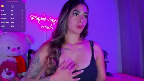 Snapshot of eva_shinee_ chatting on November 2025 11:55:02 AM Eva Shinee online show from November 2025 11:55:02 AM