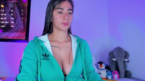 Snapshot of eva_shinee_ chatting on May 2026 10:44:01 AM Eva Shinee online show from May 2026 10:44:01 AM