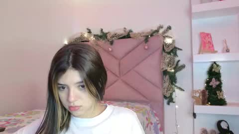 Eva Sin online show from December 2025 11:12:01 PM