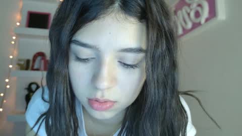 Eva Sin online show from April 2026 11:31:01 PM