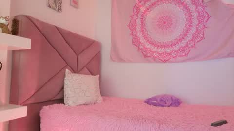 Snapshot of eva_sin18 chatting on July 2026 07:23:02 PM Eva Sin online show from July 2026 07:23:02 PM