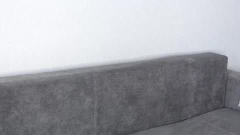 eva varnerr online show from March 2025 09:01:01 PM