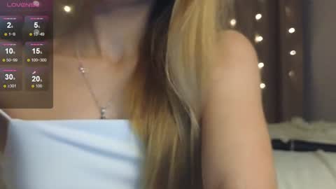 Hello Im Eva online show from December 2024 02:42:02 PM