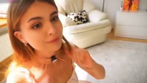 Hello my name is Eva its my first day here online show from July 2026 06:33:02 AM