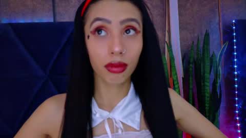 Snapshot of evaa_cloee chatting on October 2025 04:36:01 AM EVA CLOEE online show from October 2025 04:36:01 AM