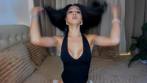 Snapshot of evaambrose chatting on March 2026 07:01:01 AM Eva Ambrose online show from March 2026 07:01:01 AM