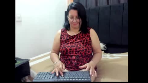 Snapshot of evaaross chatting on January 2025 04:22:02 PM Eva online show from January 2025 04:22:02 PM