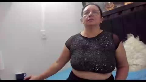 Snapshot of evaaross chatting on February 2025 10:18:01 PM Eva online show from February 2025 10:18:01 PM