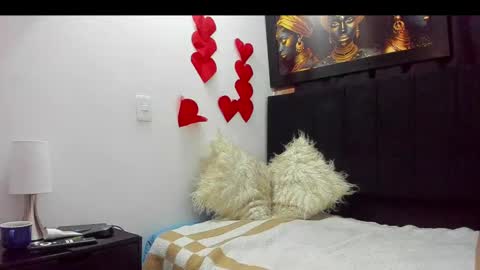 Snapshot of evaaross chatting on February 2025 10:48:02 AM Eva online show from February 2025 10:48:02 AM