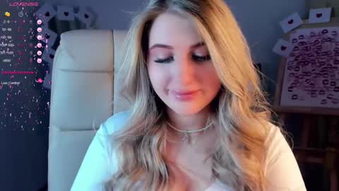 Eva  online show from February 2025 05:22:01 AM