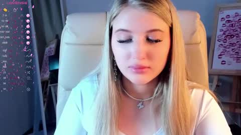 Eva  online show from February 2025 05:48:02 AM