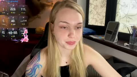 evacarter1 online show from April 2026 11:56:02 AM