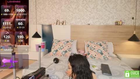 Snapshot of evadnestein chatting on October 2025 08:26:01 PM Evadne online show from October 2025 08:26:01 PM