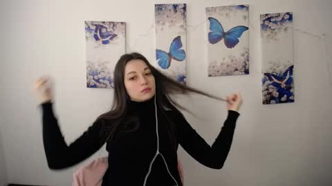 Eva online show from May 2026 12:10:01 PM