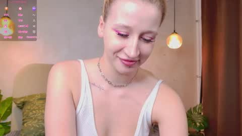 Snapshot of evafolly chatting on February 2026 09:26:02 PM Lolli online show from February 2026 09:26:02 PM