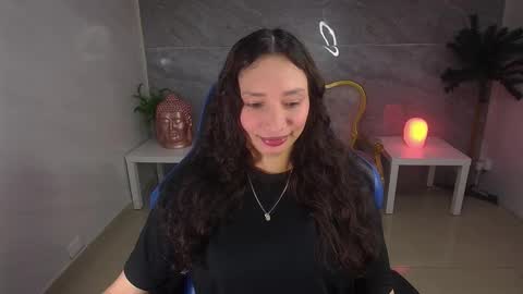 Snapshot of evageline_s chatting on September 2025 03:39:02 AM Evangeline online show from September 2025 03:39:02 AM